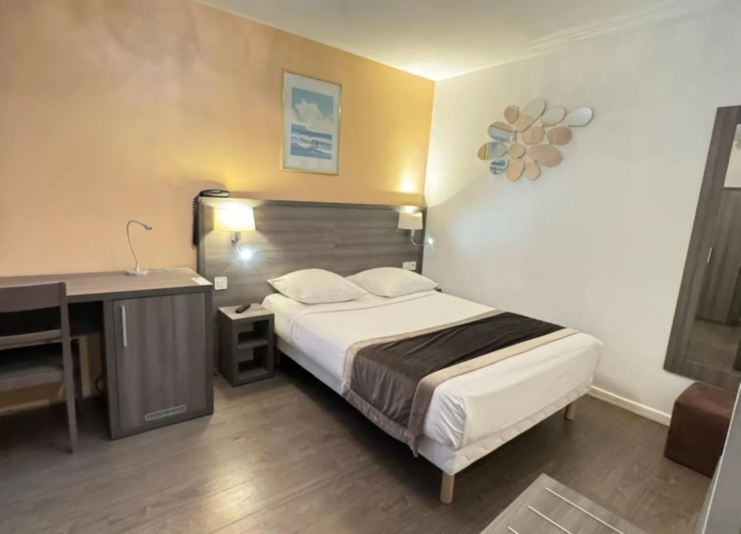 Hotel Luxor Bastille