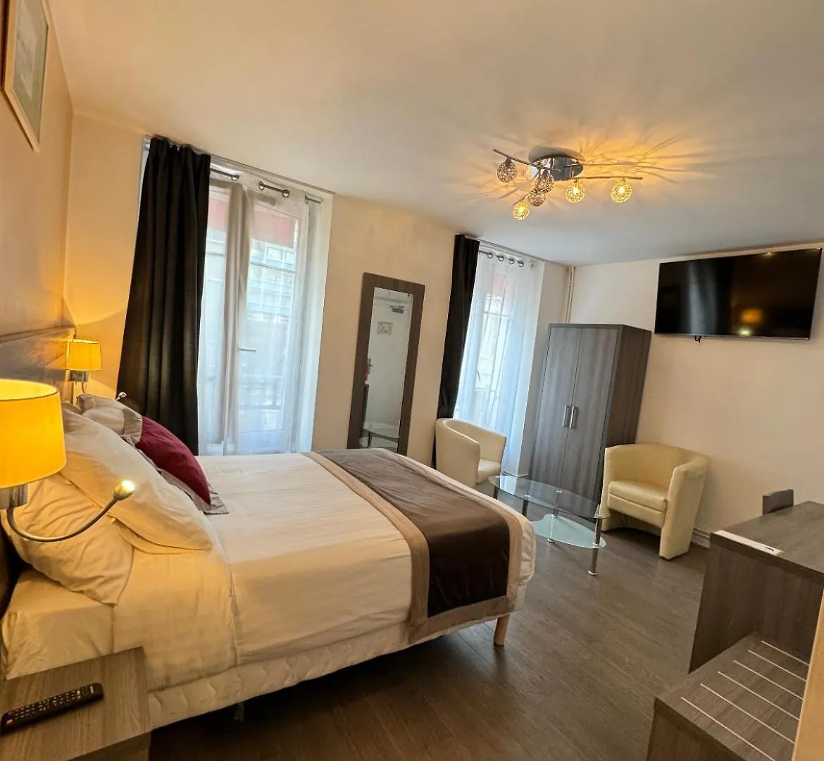 Luxor Bastille Hotel 2*