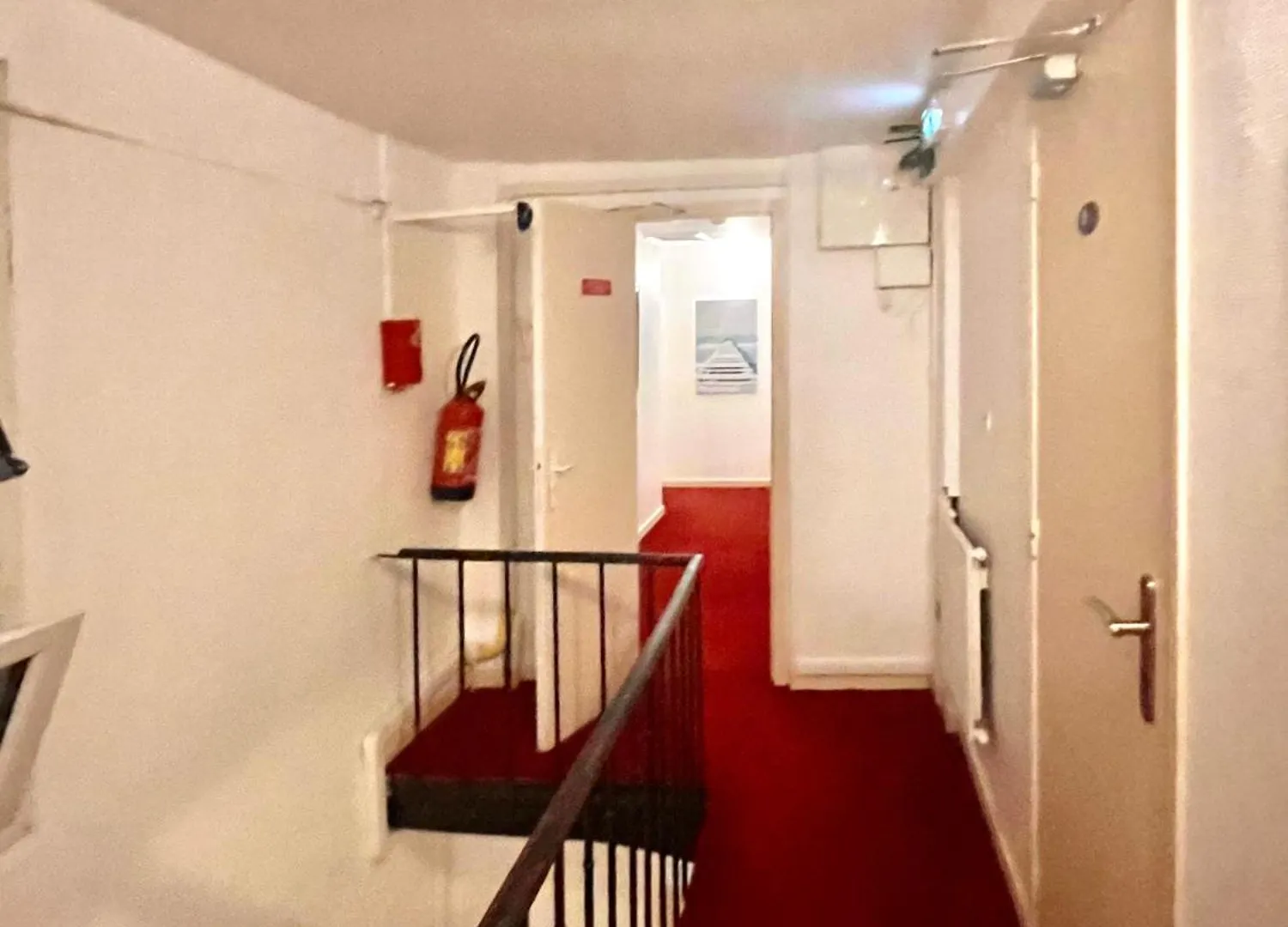 Hotel Luxor Bastille 2*
